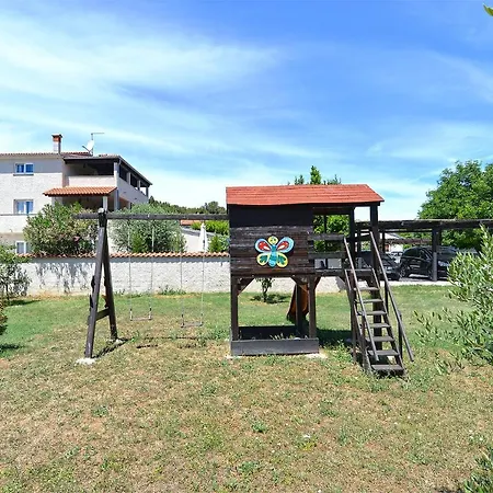 House Desanka 2102 Πούλα