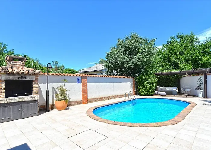 House Desanka 2102 Semesterbostad Pula