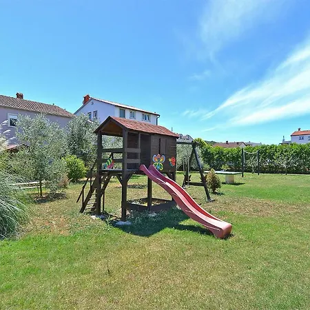 Сasa de vacaciones House Desanka 2102 Pula