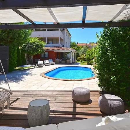 House Desanka 2102 Pula