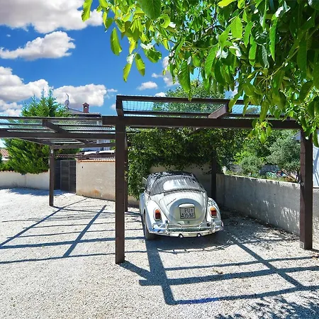 House Desanka 2102 Pula