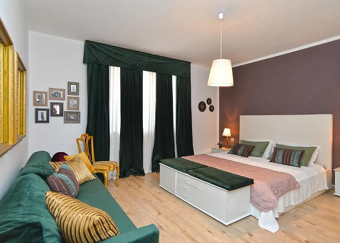 House Desanka 2102 Nyaraló