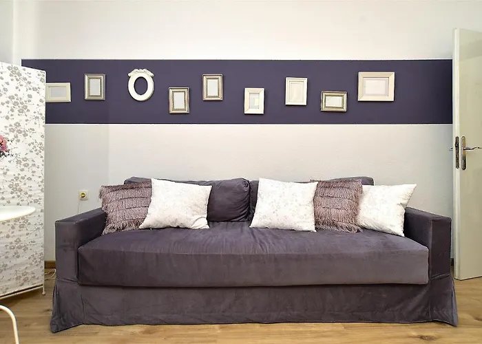 House Desanka 2102 Vakantiehuis